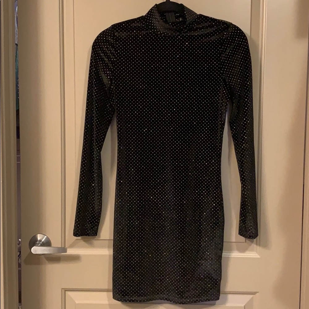 Black velvet bodycon dress